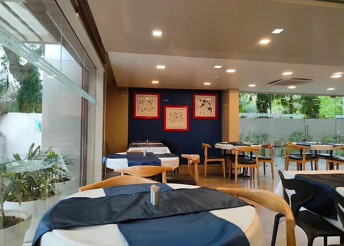 Kanak Beacon Hotel - Ashram Road Ahmedabad